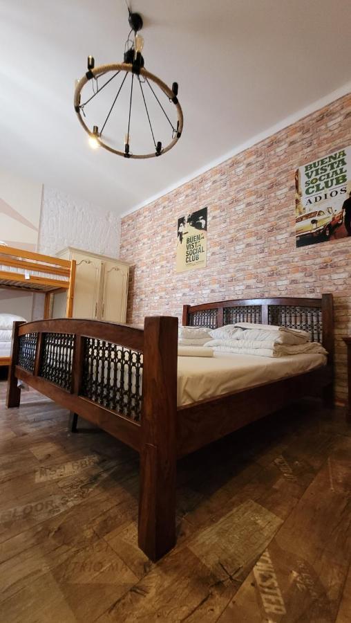 ורשה Chmielna 5 Rooms & Apartments מראה חיצוני תמונה