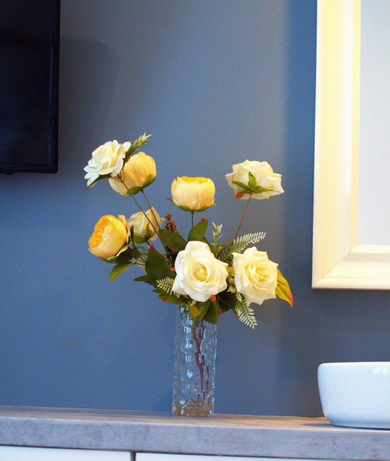 ורשה Chmielna 5 Rooms & Apartments מראה חיצוני תמונה