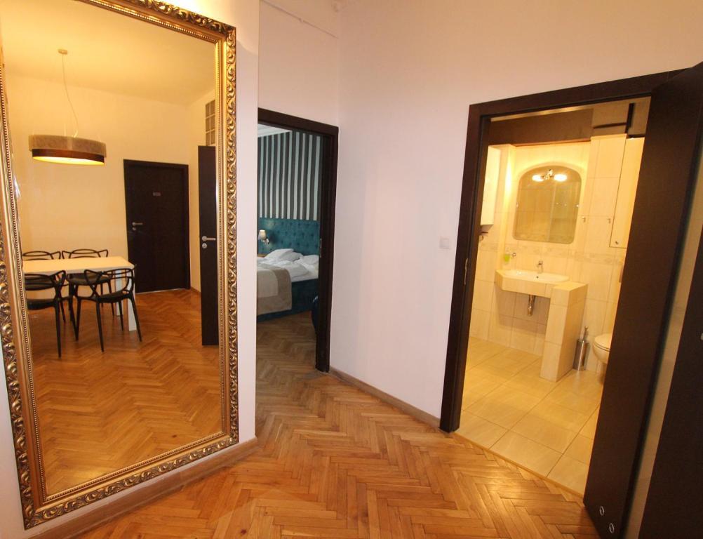 ורשה Chmielna 5 Rooms & Apartments חדר תמונה